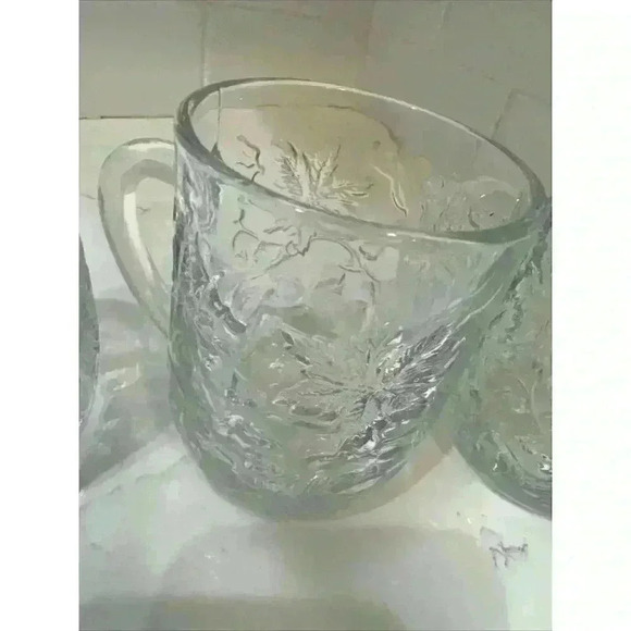 Princess House Fantasia Mugs Cups Poinsettia Crystal Clear Glass Coffee Set of 4 - Picture 4 of 13